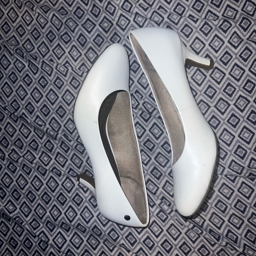 Comfortable white heels